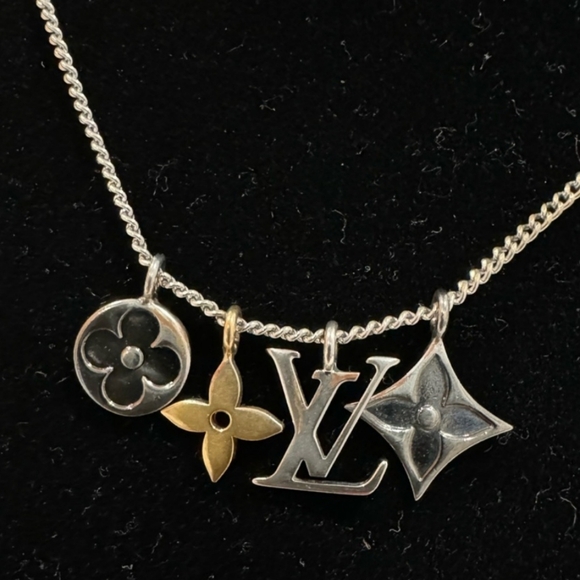 Louis Vuitton Instinct Necklace Gun (Metal/Silver/Chrome/Gold) - Picture 2 of 5